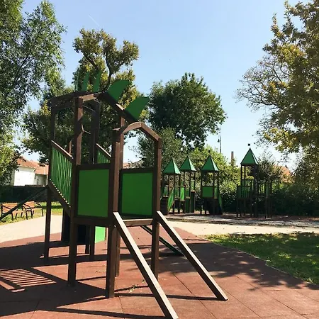Hotel Huszárvár Kastélyszálló Szerencs